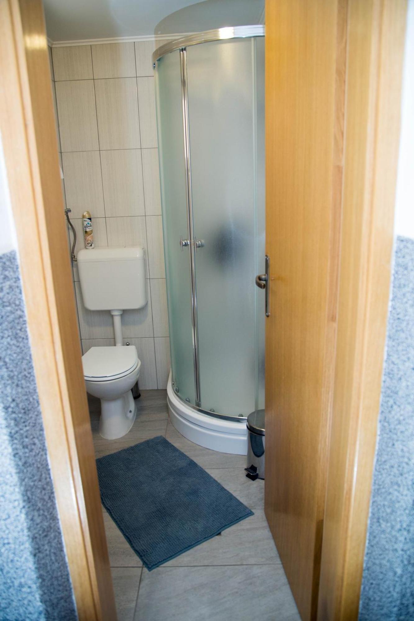 Apartmani Baotic Zupanja Værelse billede